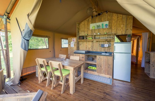 Saires Ski Chalet | "La Briande" safari lodge tent