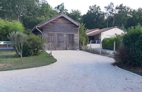 Arsac Ski Chalet | la cabane au fond du jardin