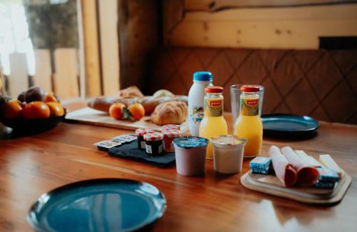 Saint-Louis Ski Chalet | La Cabane dans les arbres du Domaine de la Forestière