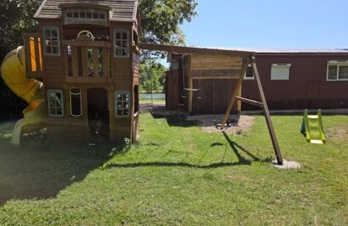 Maintenon Other | La Cabane du Silence