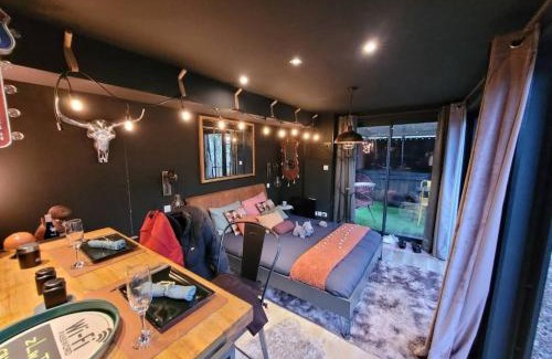 Illoud Cabin | La Cabane Enchanteresse