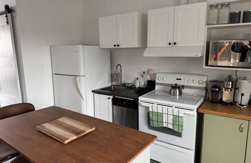 Grandes-Bergeronnes Apartment | La Cabine du Pilote avec Solarium