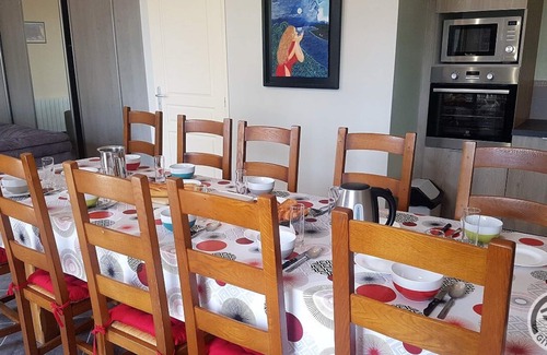 Chiroubles House | La Cachette D'ampelopsis