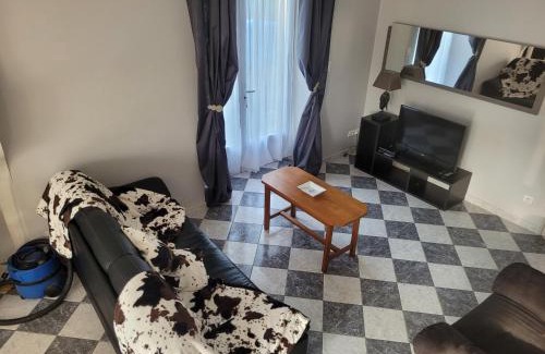 Baroville House | La Cadole