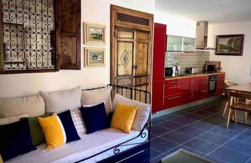 Belgentier Apartment | La Canopée de Belgentier