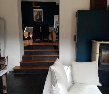 Barret-sur-Meouge House | La Canopée