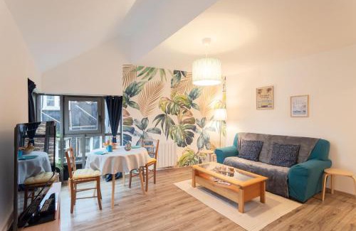 Dinan - Saint-Malo Apartment | La Canopée Urbaine - Apt centre-ville avec parking