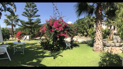Trappitello Bed & Breakfast | La Capanna di Giuseppe e Maria