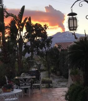Trappitello Bed & Breakfast | La Capanna di Giuseppe e Maria