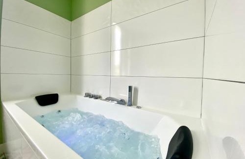 Limoges Apartment | La Capsule de l’Impasse