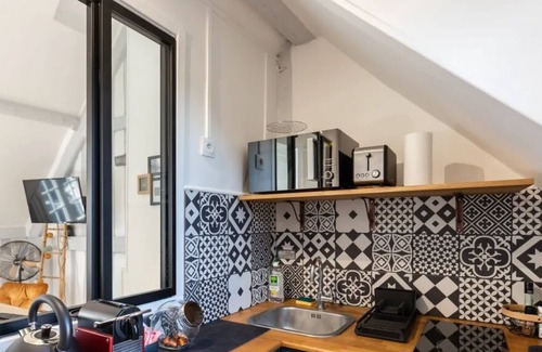 Honfleur Apartment | La Capucine | Lovely Studio | City Center