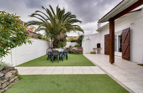 Saint Augustin House | La Casa Bohème - Superbe maison au calme avec parking privé