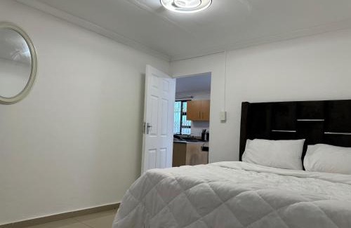 South Durban House | La Casa de Bellair