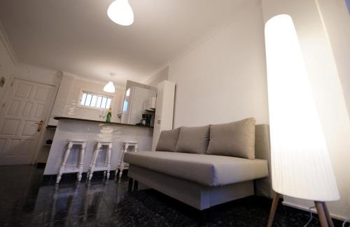 Playa del Aguila Apartment | La Casa de la Playa