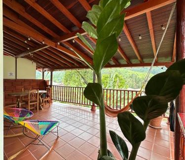 Jardin House | La Casa de las Flores Hostal