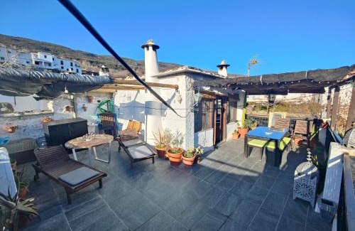 Pitres House | La casa de Paco y Ana