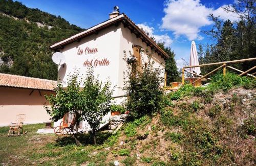 Celle Apartment | LA CASA DEL GRILLO - Valle del Menotre - Rasiglia