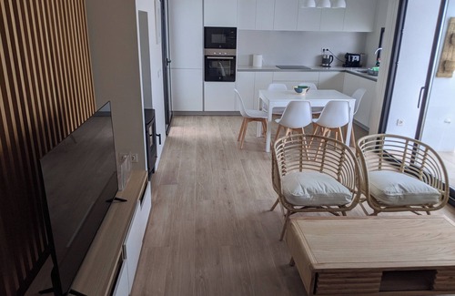 San Jose Ski Chalet | La Casa del Tomate Azul