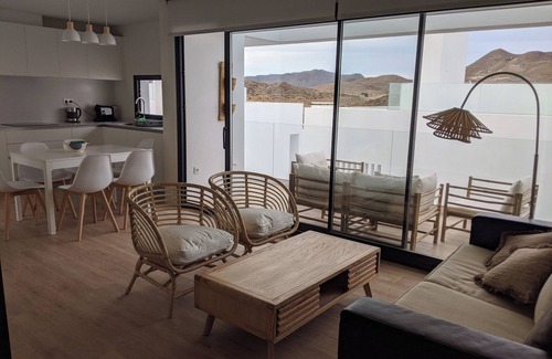 San Jose Ski Chalet | La Casa del Tomate Azul