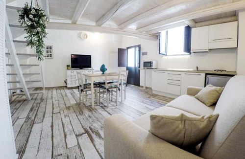 Vitigliano House | La Casa di Adriano