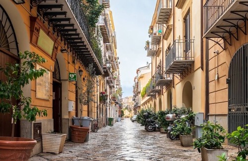 Kalsa Apartment | La CaSa Di ToScA