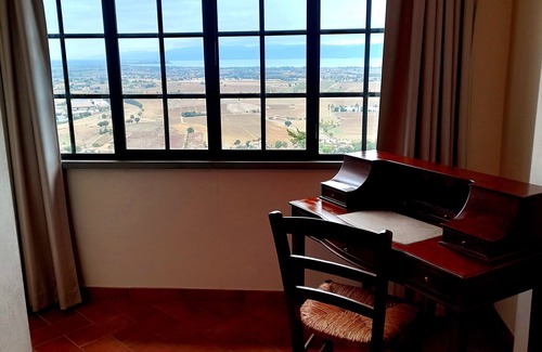 Panicale House | LA CASA IN PIAZZA