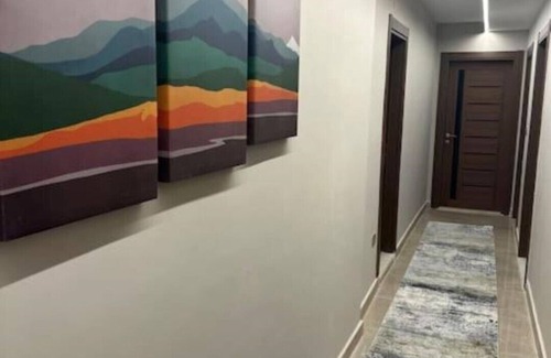 Al Duqqi Apartment | La Casa Luxurious Smart Home