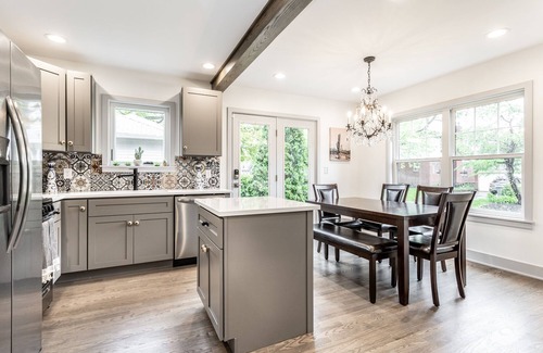 Meridian-Kessler House | La Casa Negra - Spanish Townhome in SoBro