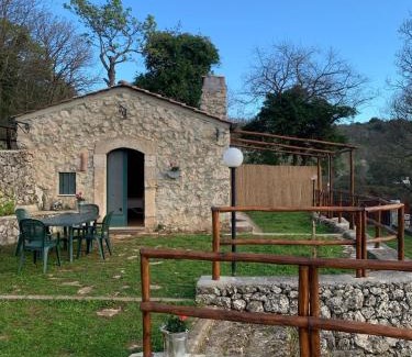 Mattinata House | La casa nel bosco