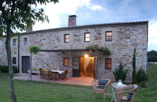 Cassa de la Selva Cottage | La Casa Petita for 6-7 people