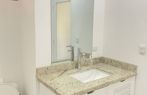 Playa Colorado House | La Casa Playa Colorados-Spacious high ceiling house 10 min walk to the beach