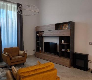 Brindisi Histotic Center Apartment | La Casa Rossa