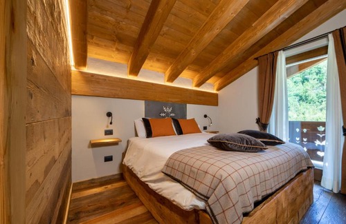 La Salle House | La Cascata Chambres d'hôtes