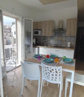 Modica House | La casetta Bianca