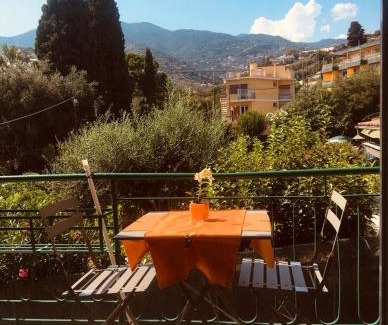 Sanremo Apartment | La casetta delle rondini