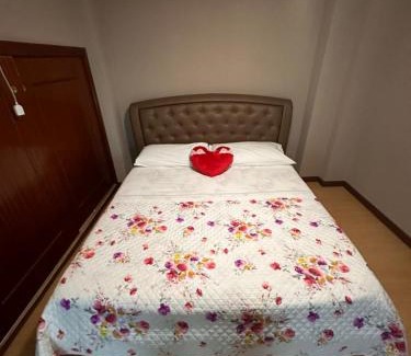 San Giorgio a Cremano Apartment | La Casetta Guest House