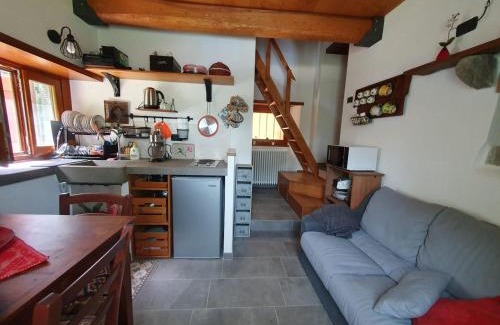 Cutigliano House | La casina rossa della fornace