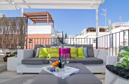 Sitges Town Center Villa | La Casita del Mar by Hello Homes Sitges