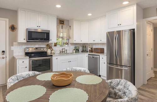 Collegedale House | La Casita- Trailside Retreat in Collegedale