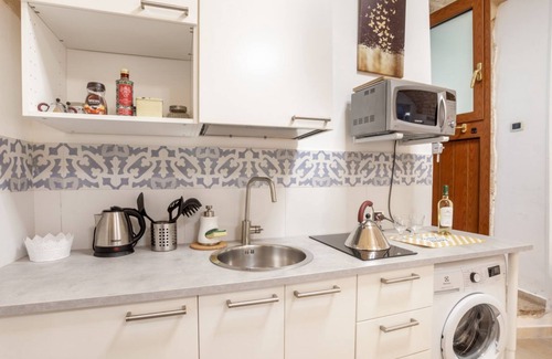 Old Town Apartment | La Casuccia x2 a step from the Basilica S. Nicola