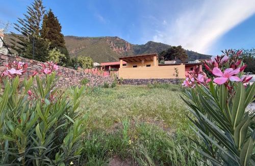 Malfa House | La Casuzza - garden and terrace sea view