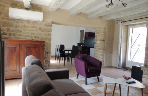 Vailhourles House | La Cave du PEPE, piscine