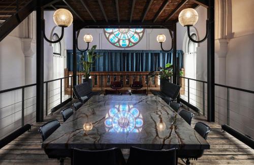 Barbatre Villa | La Chapelle du Carmel - Centre ville - 340 M2 - SPA - Cinéma - Parking -