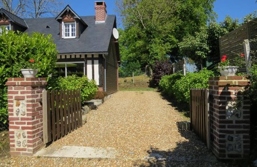 Canouville House | La Charetterie - CANOUVILLE