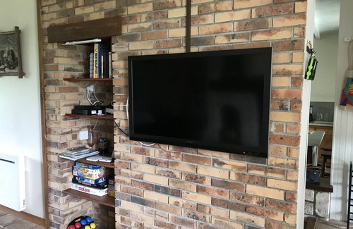 Boisne-la-Tude House | LA CHARMETTE rural cottage with swimming pool: ideal for holidays or remote work