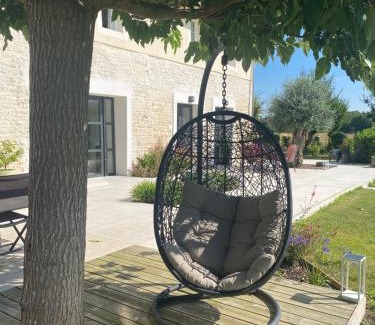 Aigrefeuille-d'Aunis Bed & Breakfast | La Chaumeauniere