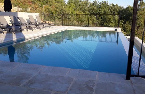 Chassagnes Villa | La Cigale, beautiful villa with infinity pool and breathtaking views
