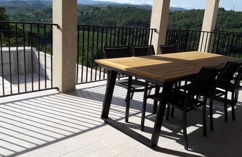 Chassagnes Villa | La Cigale, beautiful villa with infinity pool and breathtaking views