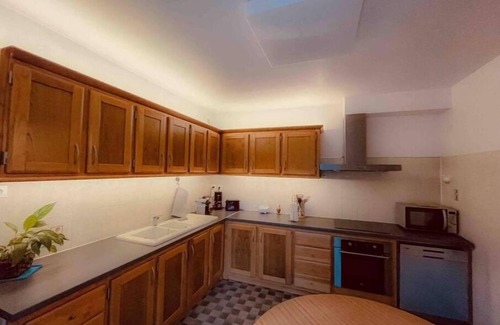 Brantome-en-Perigord House | La Claperie, family home with wooden park and private pool.