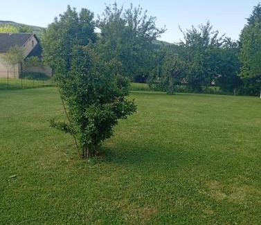 Saint-Come-d'Olt Apartment | La Clematite d'Olt